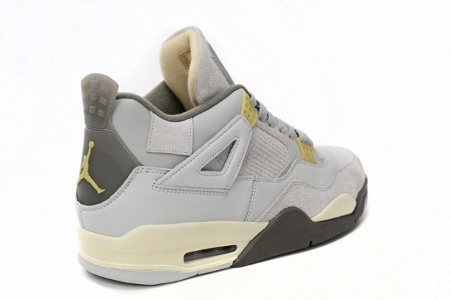 Cheap Husky Craft Jordan DV3742-021 Retro 4 Dust Photon SE 0824